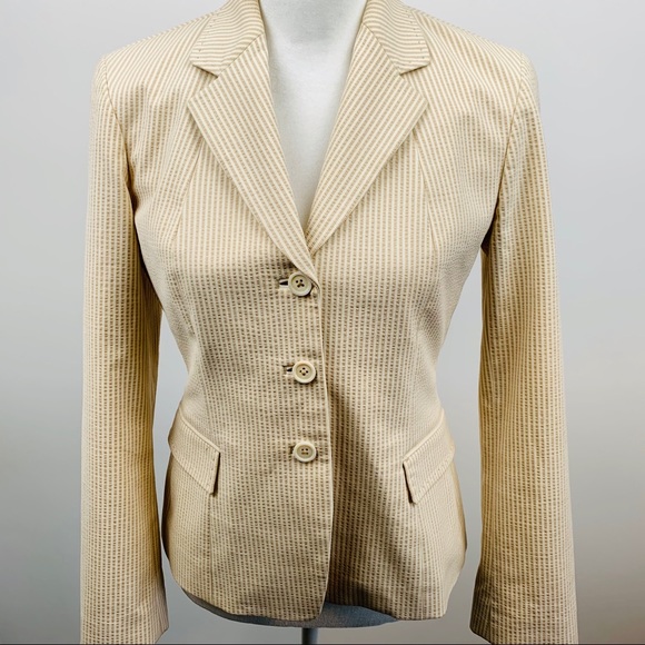Elie Tahari Jackets & Blazers - Elie Tahari Blazer Tan Cream Pinstripe Jacket 8P